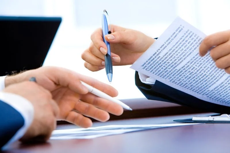 Tailored Contract Management Solutions for Government and Private Sectors