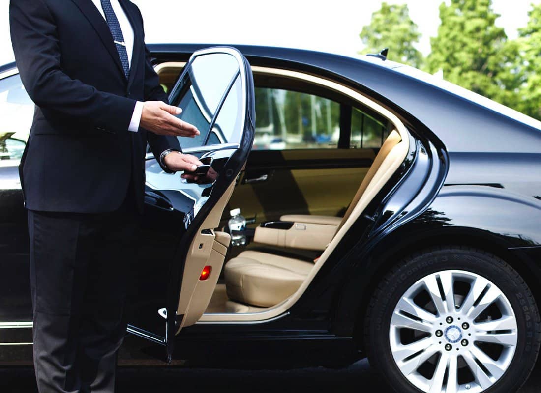 Luxury Limo Service Vancouver to Whistler for Groups