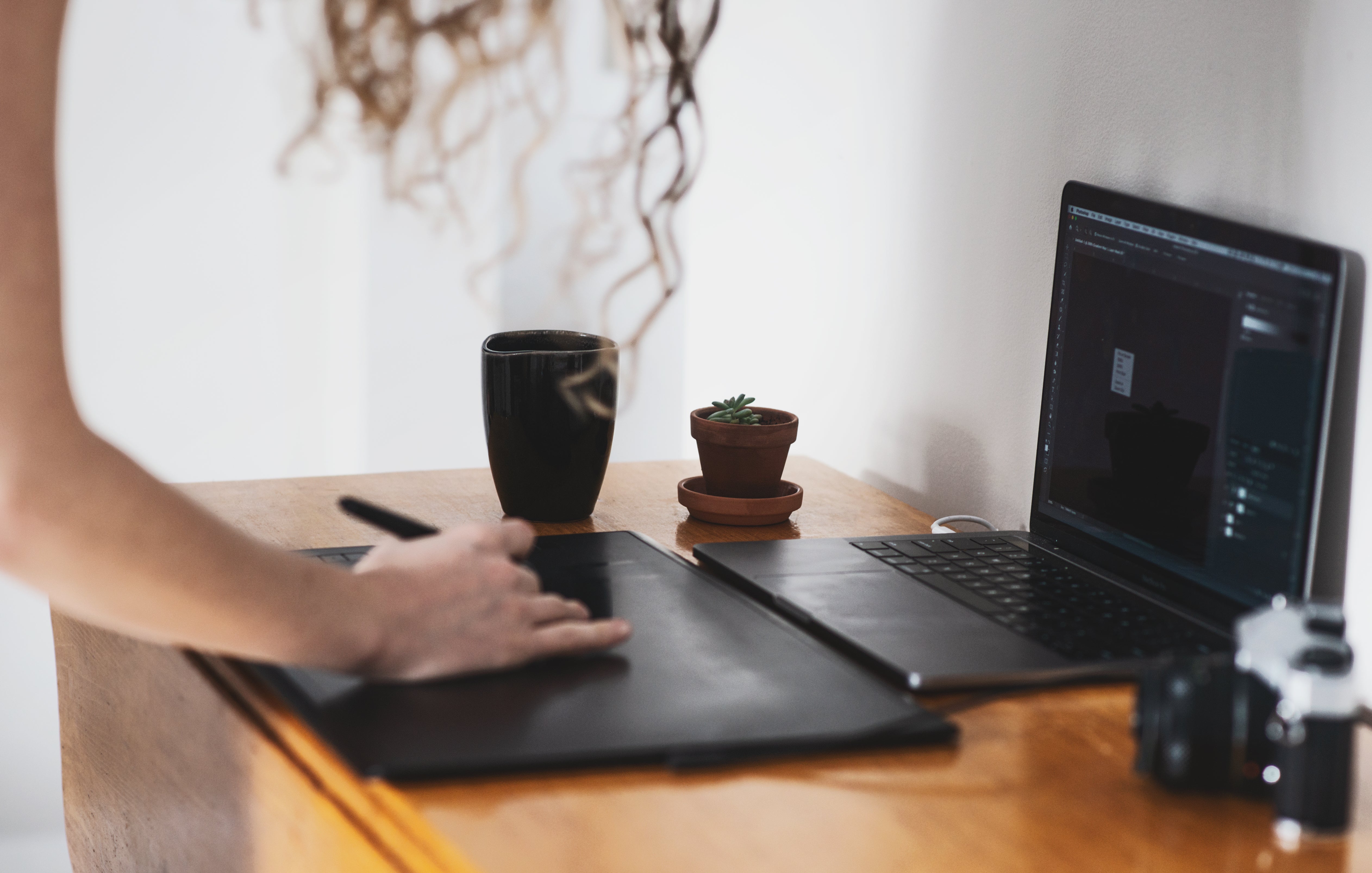 B2B Competitive Intelligence: Actionable Insights for Executives