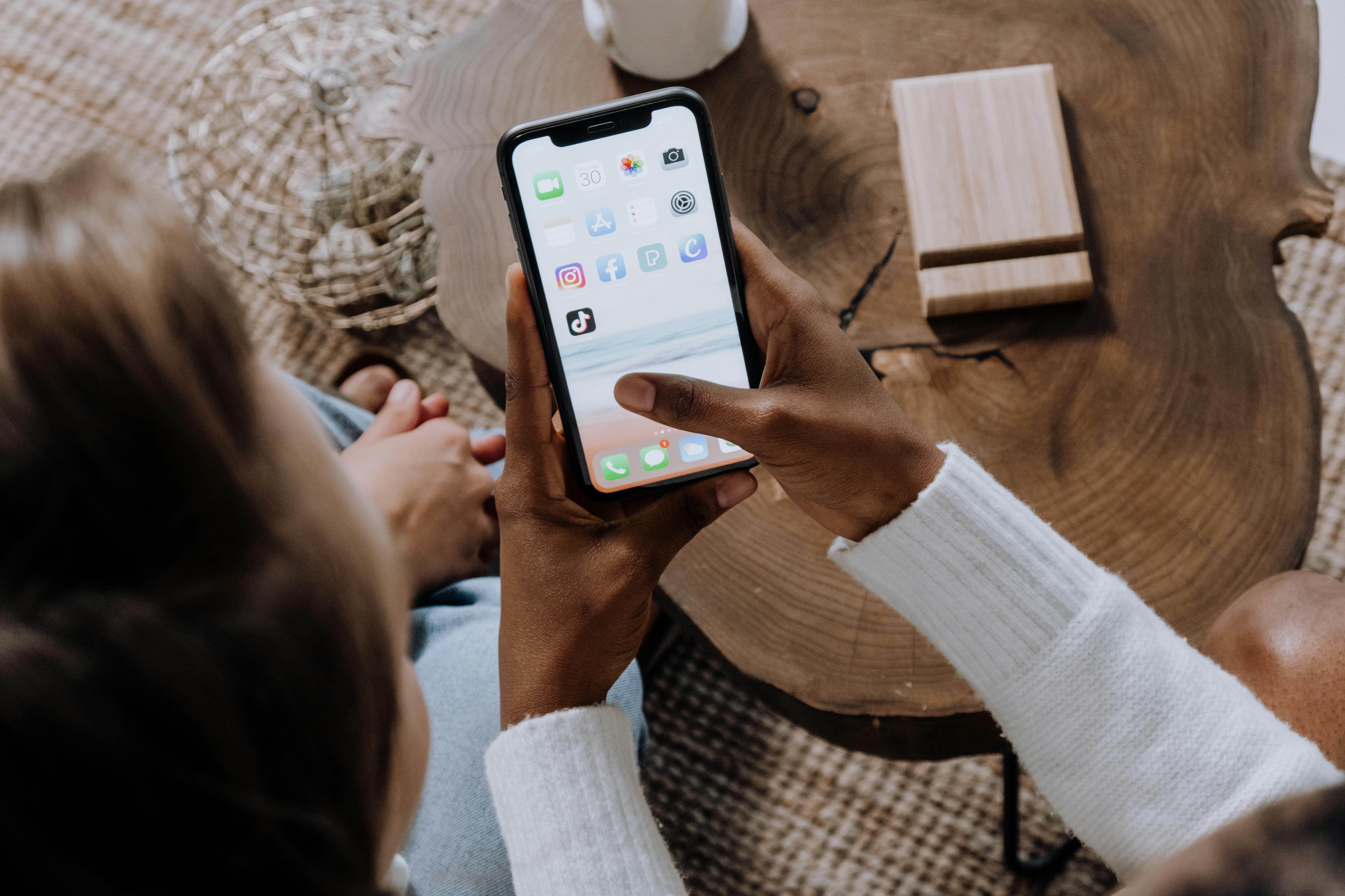 Instagram SMM Panel to Increase Brand Awareness